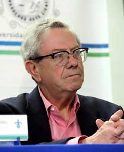 Carlos Tello Macías