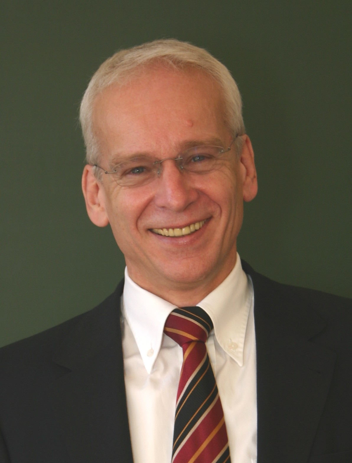 Bernd Stauss