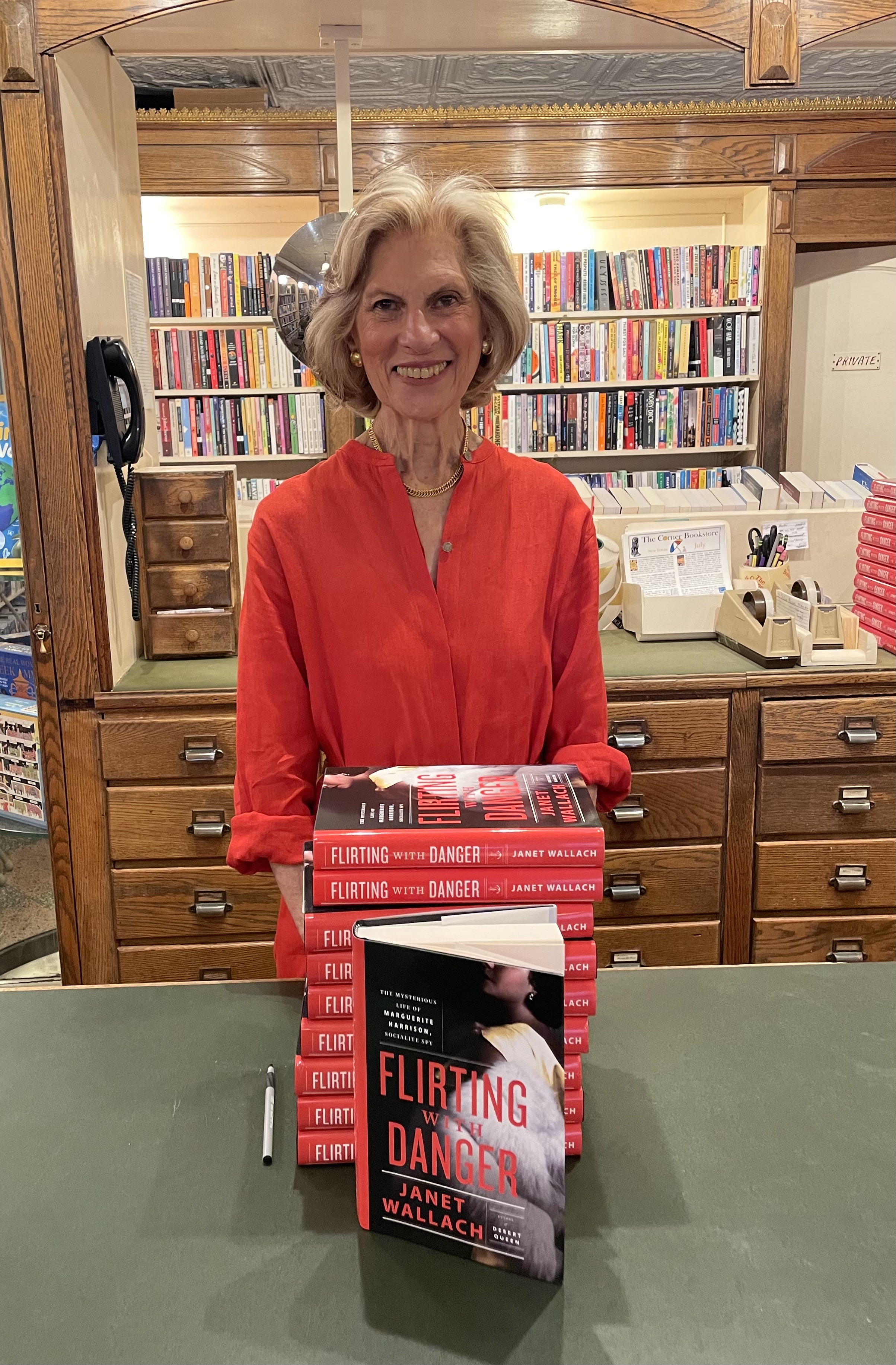 Janet Wallach