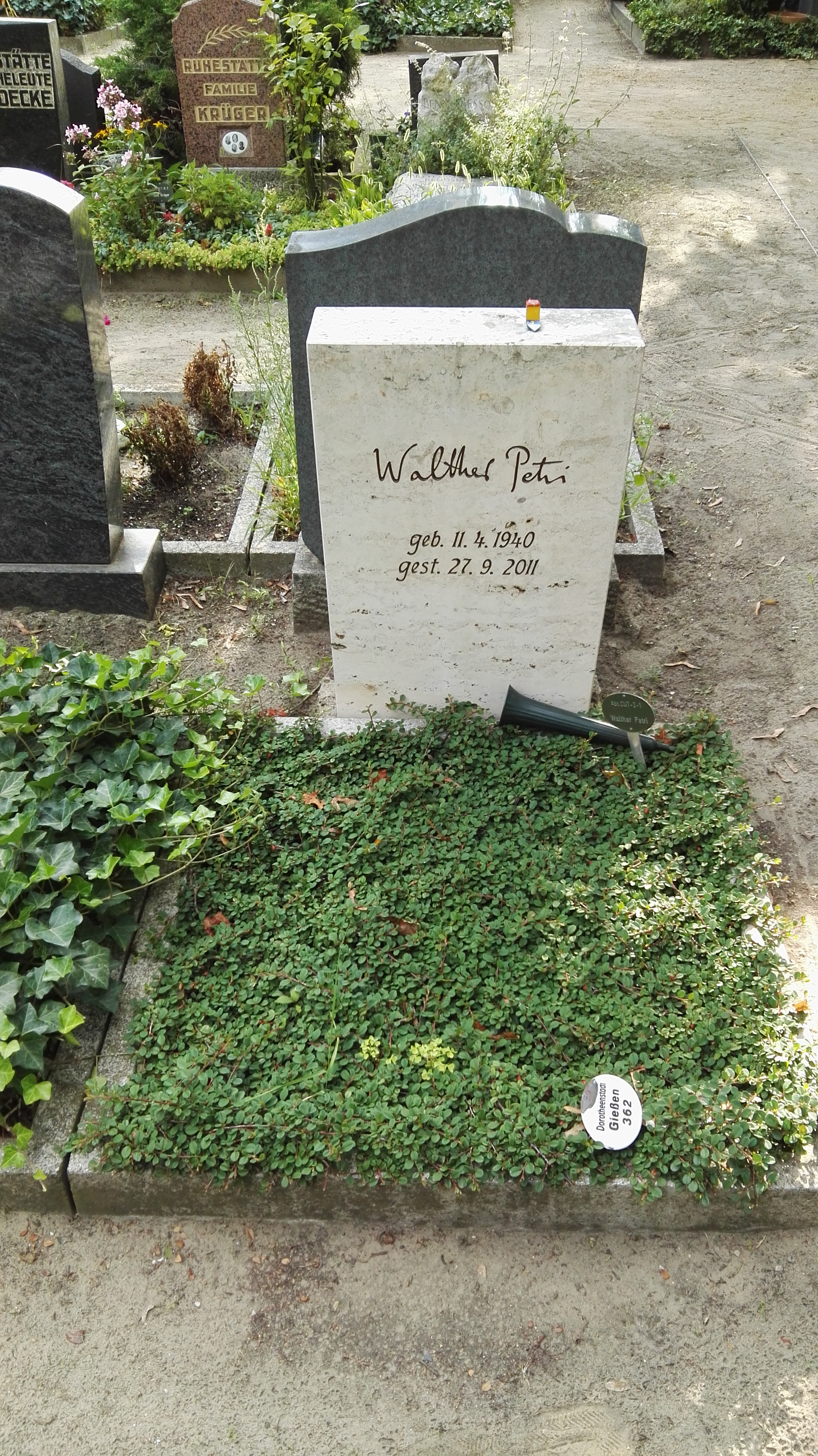 Walther Petri