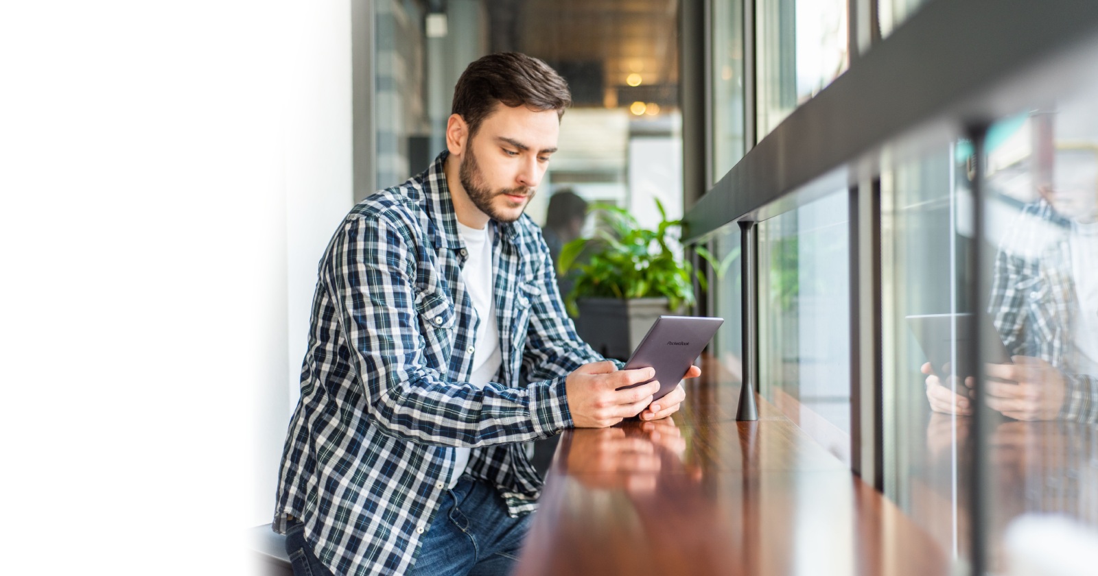 Noua versiune de firmware 6.5 este acum disponibilă! Motor nou pentru fișierele PDF, „Scroll mode” și multe altele