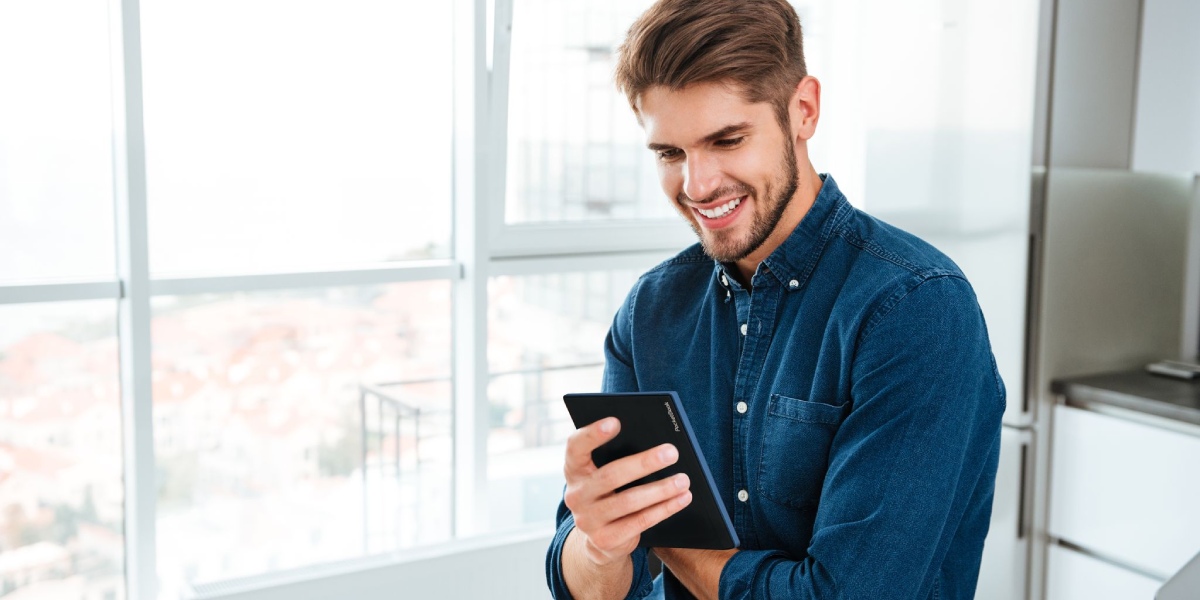 PocketBook Verse Pro: de nieuwste e-readingtechnologieën in een compact formaat