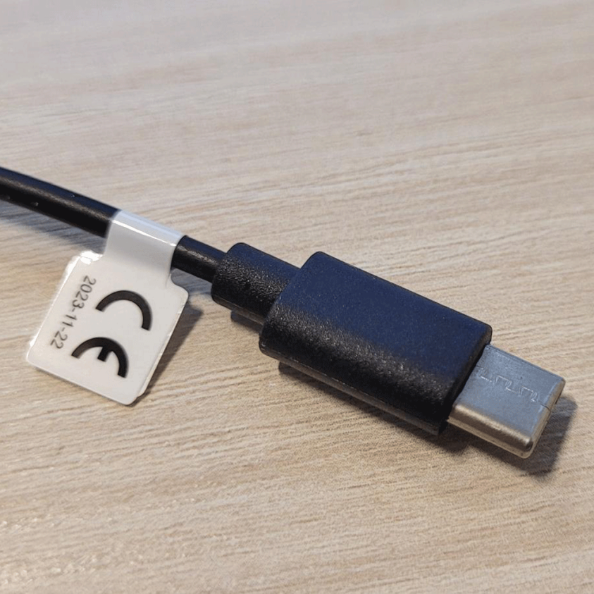 USB-C to 3.5 mm Jack Adapter photo 2